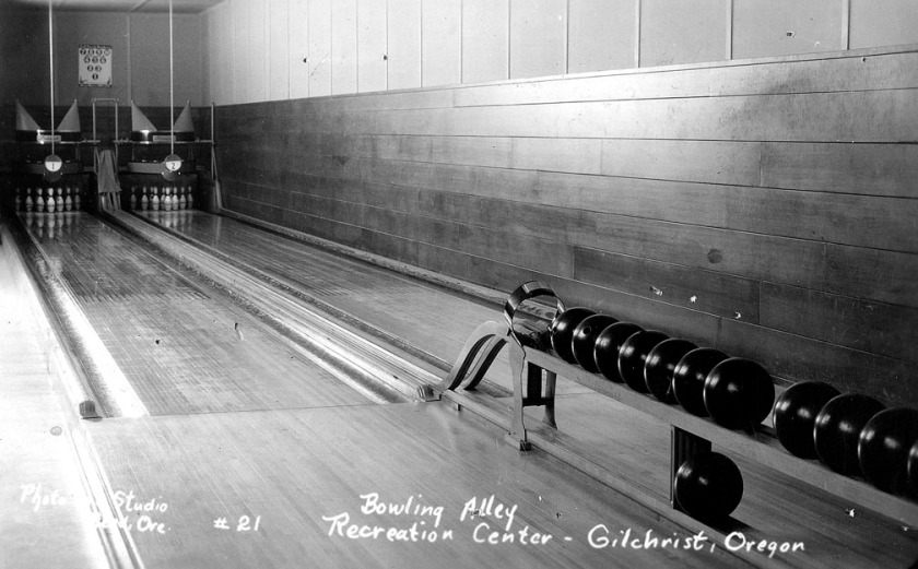 bowlingalley1939